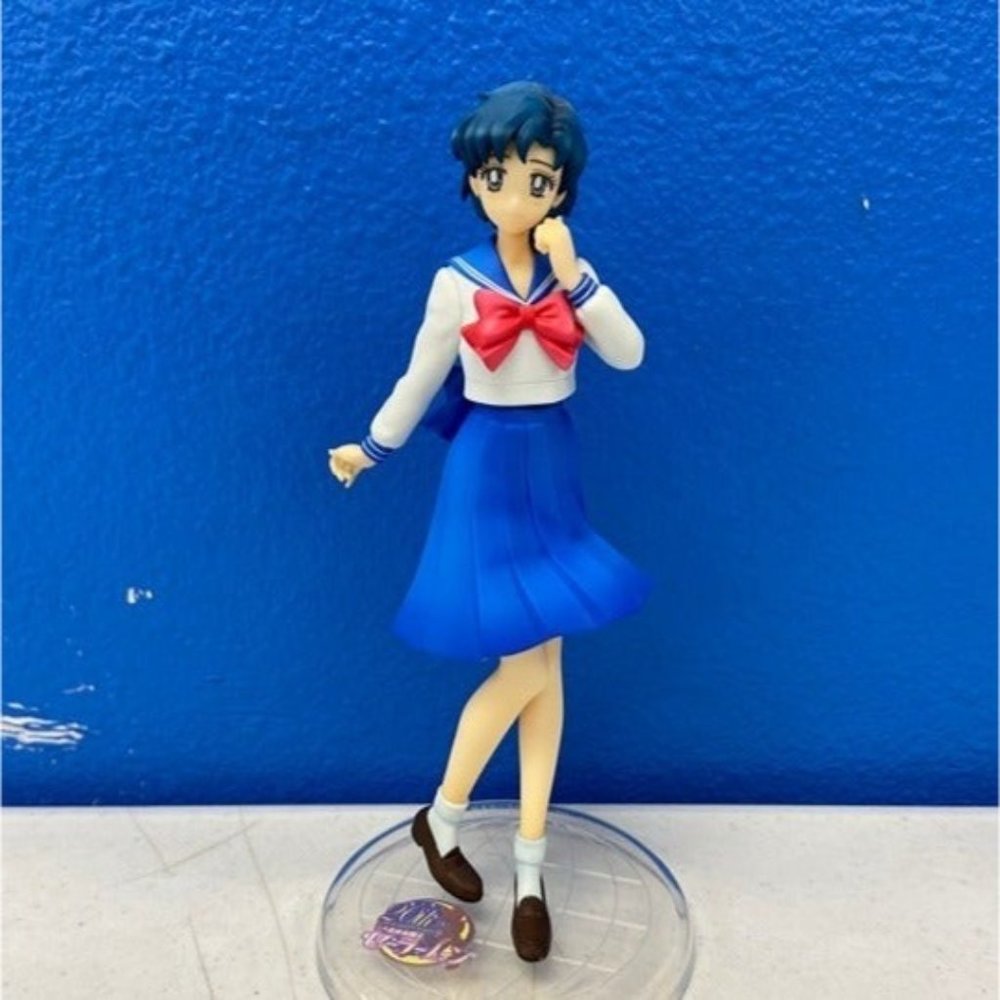 Sailor Moon World Uniform Operation Figure Ami Mizuno Sailor Mercury